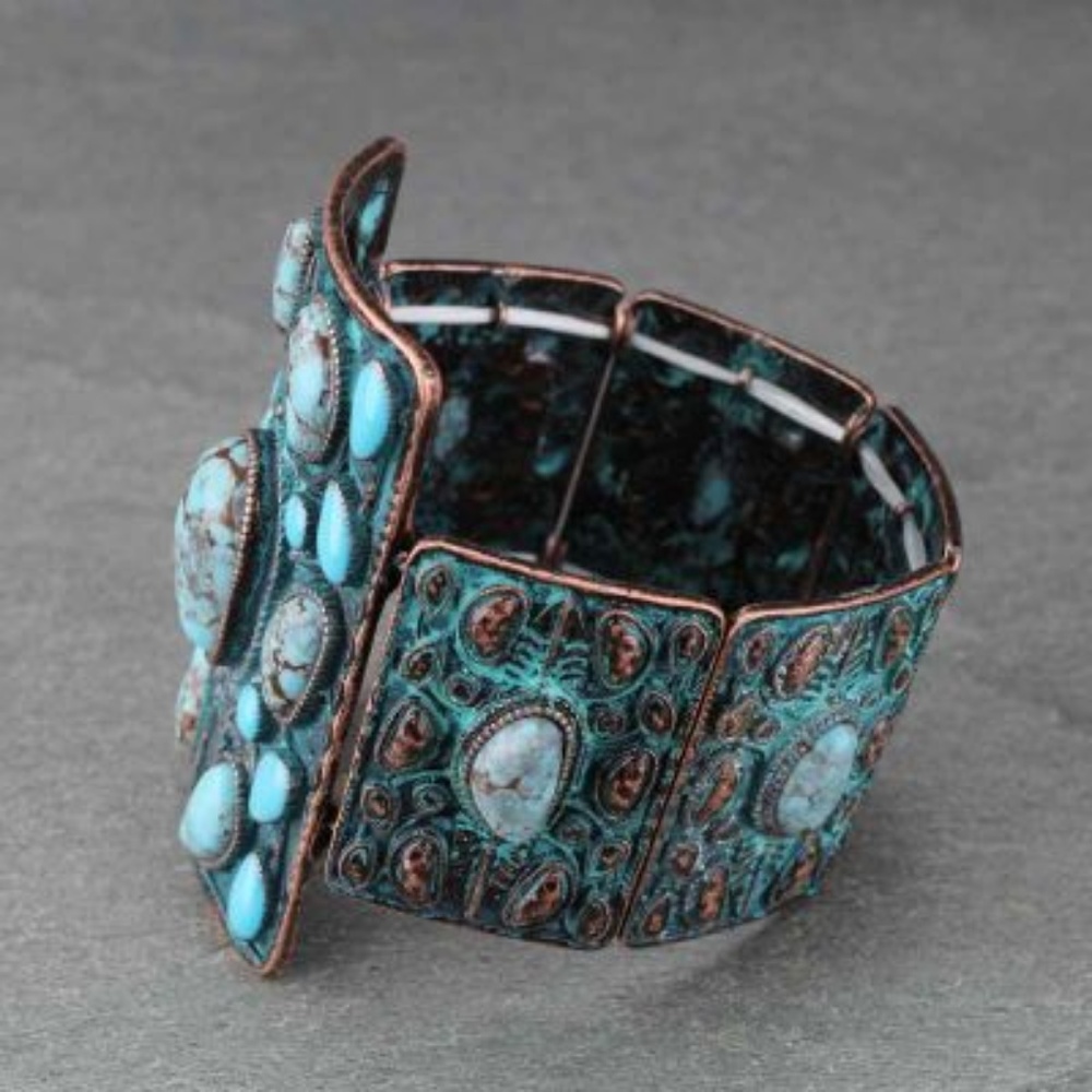 LAST ONE!! Bold Statement Bracelet - Picture 3 of 4